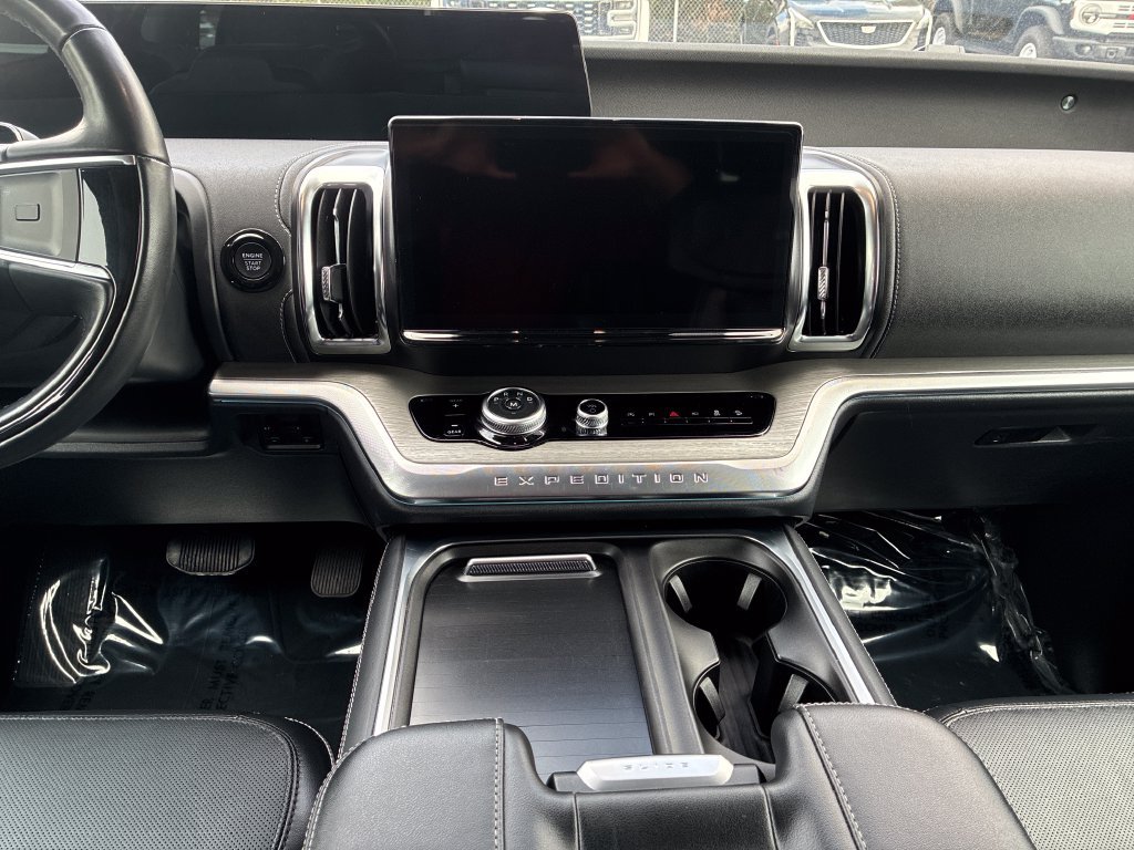 Certified 2025 Ford Expedition Max Platinum AWD/4WD image 23