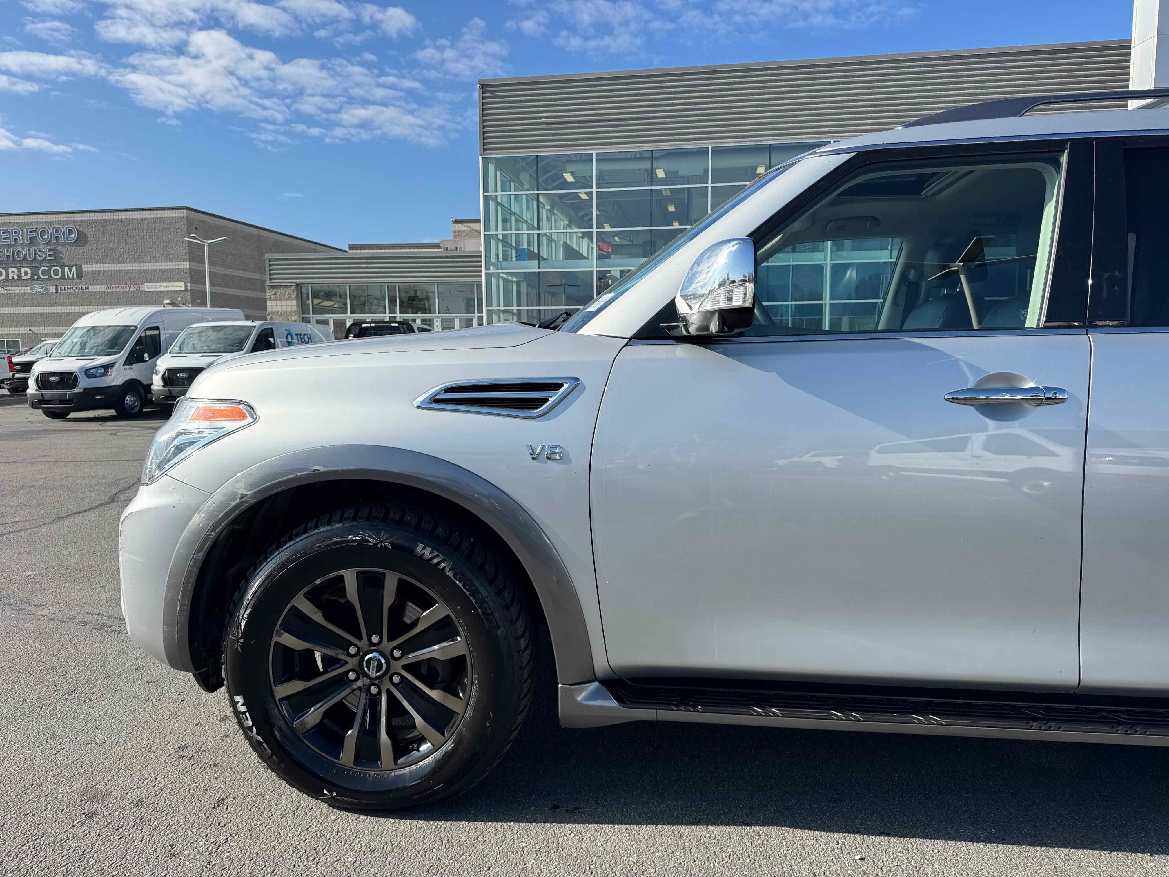 Used 2017 Nissan Armada Platinum image 2