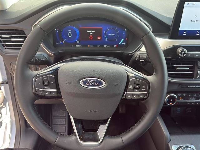Certified 2022 Ford Escape SEL w/ Technology Package AWD/4WD image 17