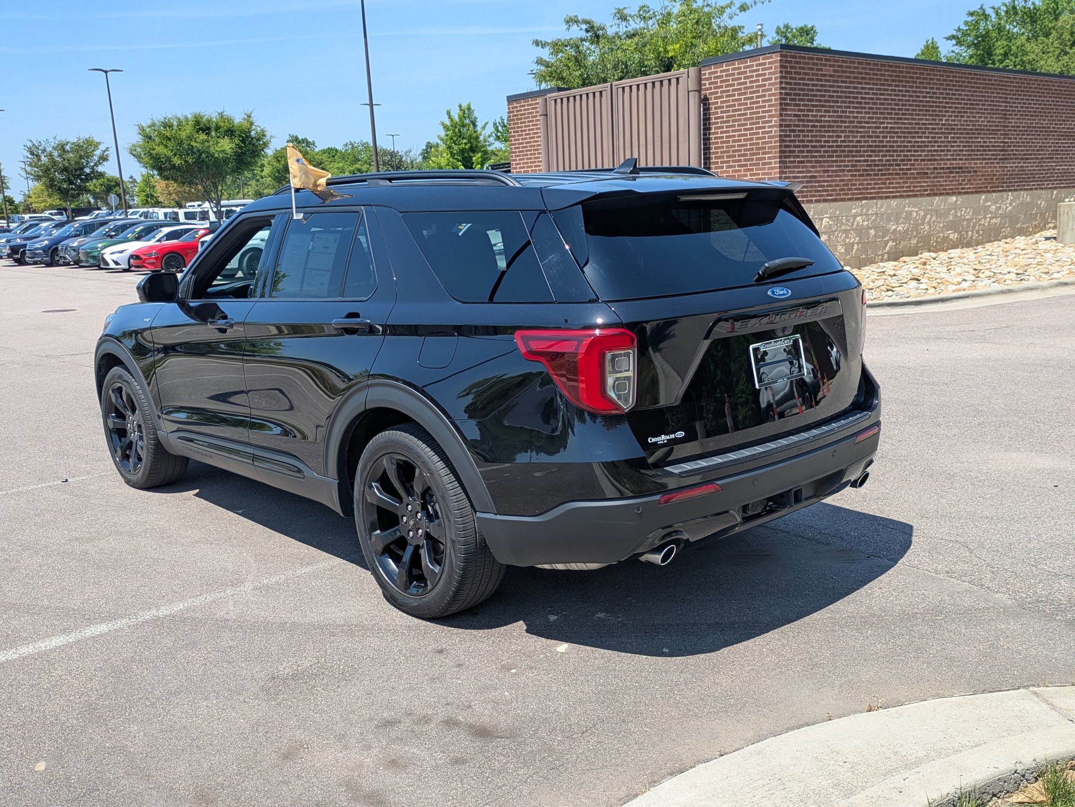 Certified 2024 Ford Explorer ST-Line w/ Class IV Trailer Tow Package RWD image 3