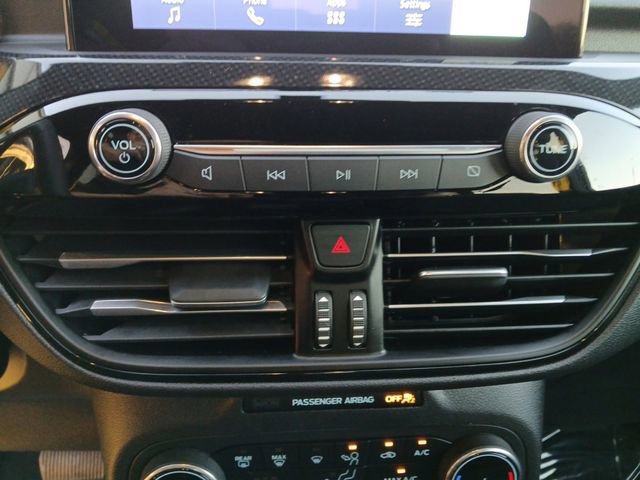 Certified 2025 Ford Escape ST-Line image 18