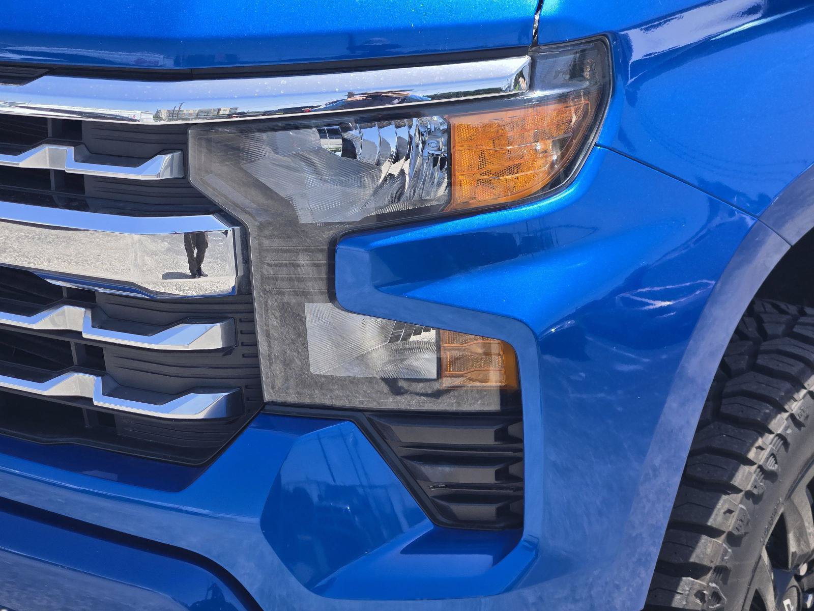 Used 2023 Chevrolet Silverado 1500 Custom w/ LPO, Dark Essentials Package RWD image 10