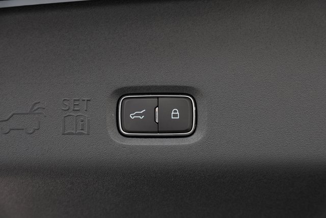 Certified 2025 Ford Expedition Platinum w/ Driver's Package image 13