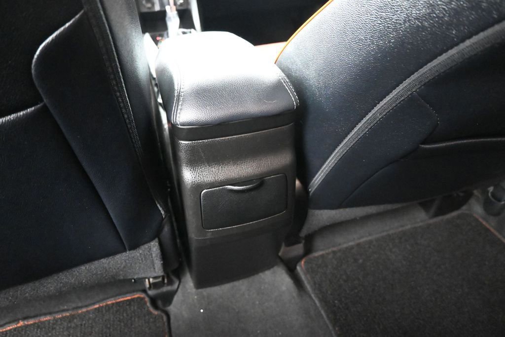 Used 2017 Toyota Corolla SE w/ Carpet Mat Package (TMS) FWD image 45