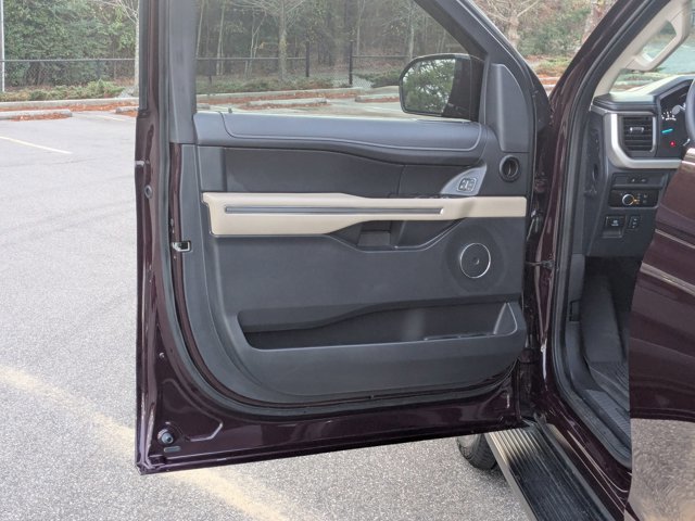 Certified 2024 Ford Expedition Max XLT image 14