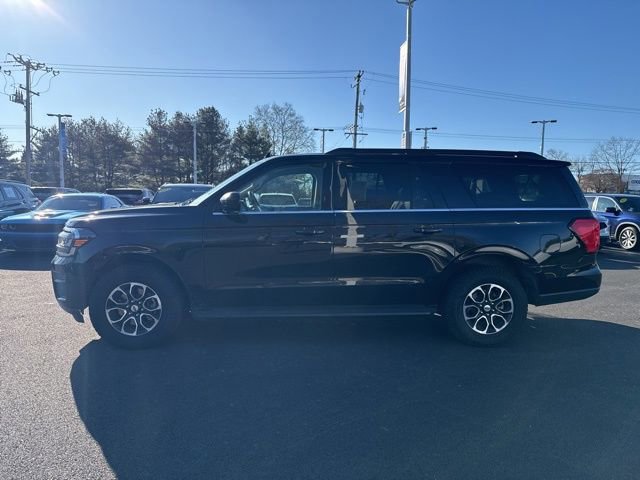 Certified 2024 Ford Expedition Max XLT image 4