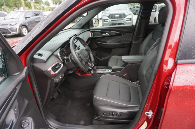 Used 2021 Chevrolet TrailBlazer RS w/ Sun and Liftgate Package FWD image 20