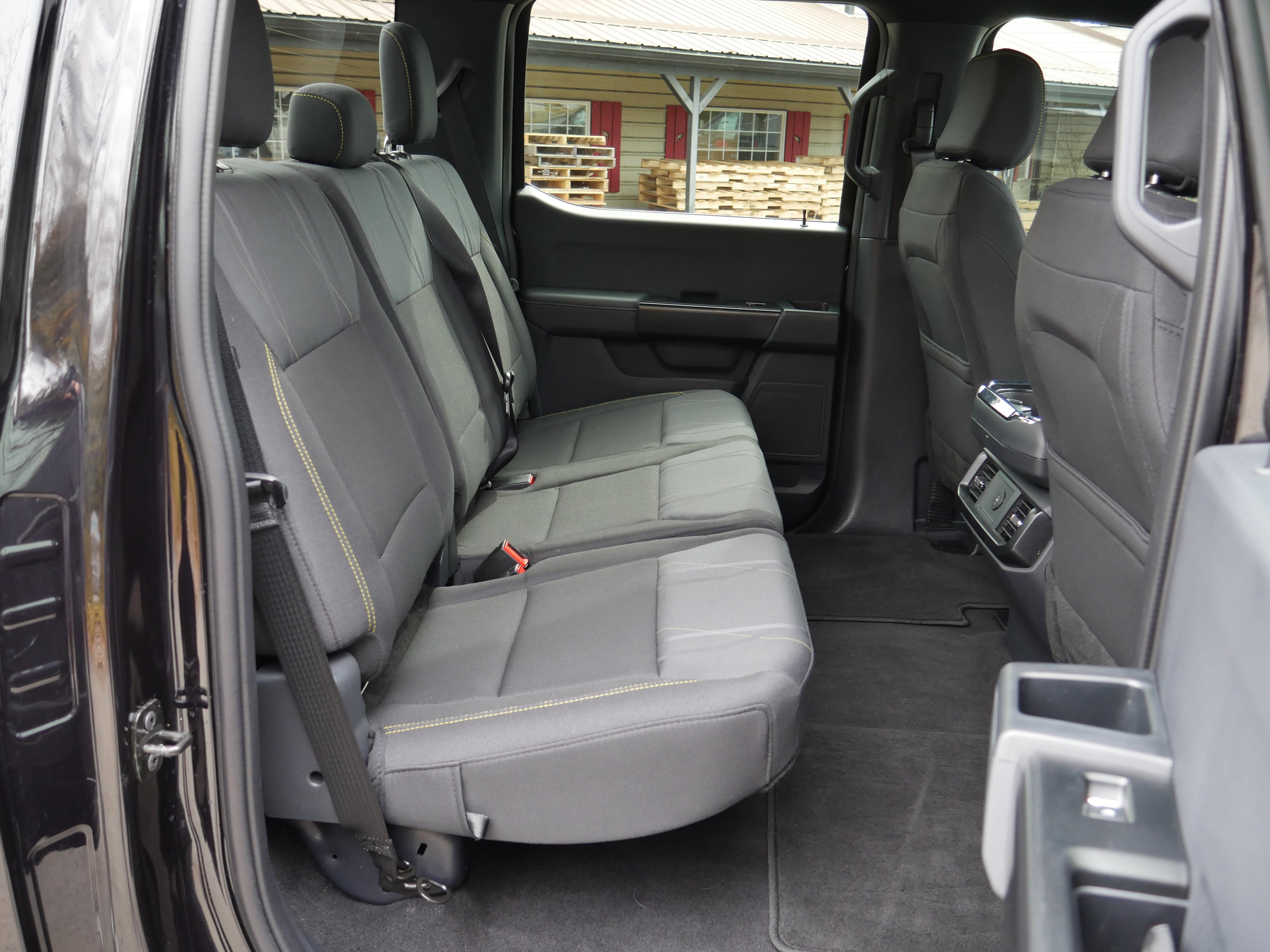 Certified 2025 Ford F150 STX image 29