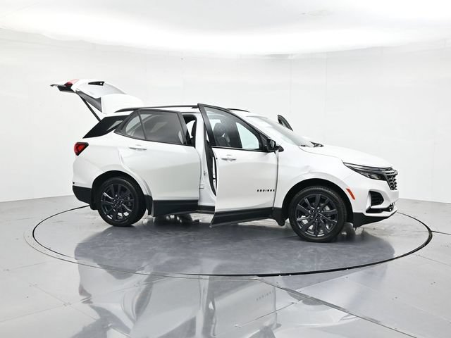 Used 2022 Chevrolet Equinox RS w/ RS Leather Package AWD/4WD image 55