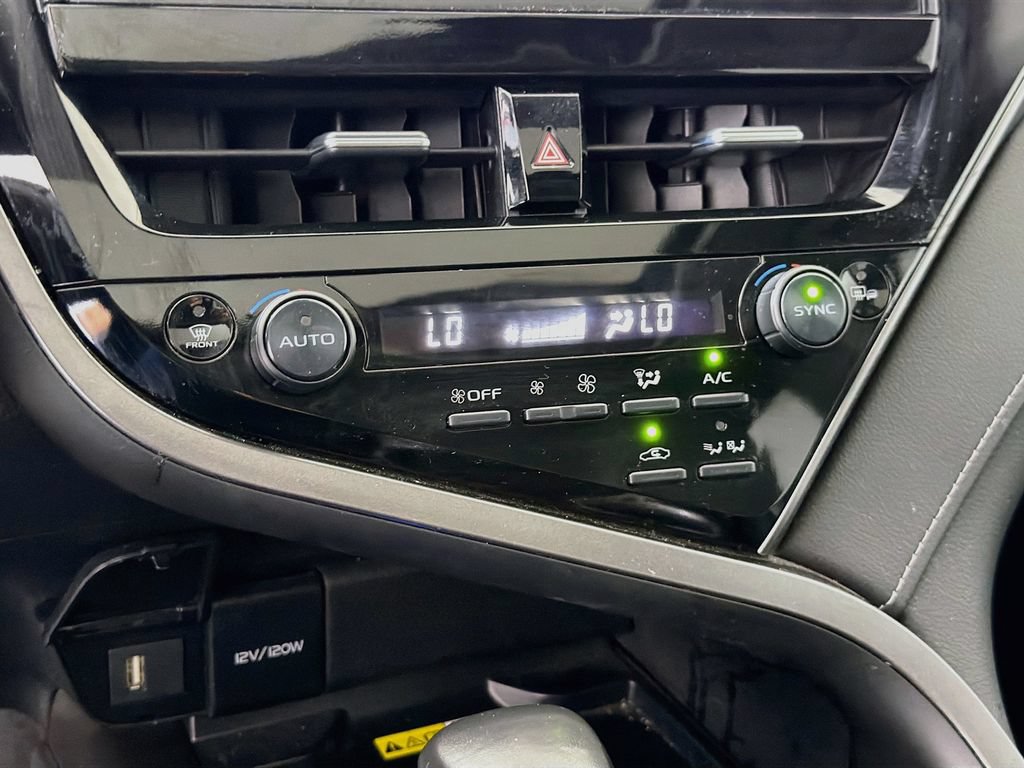 Used 2024 Toyota Camry SE w/ Audio Upgrade Package FWD image 19