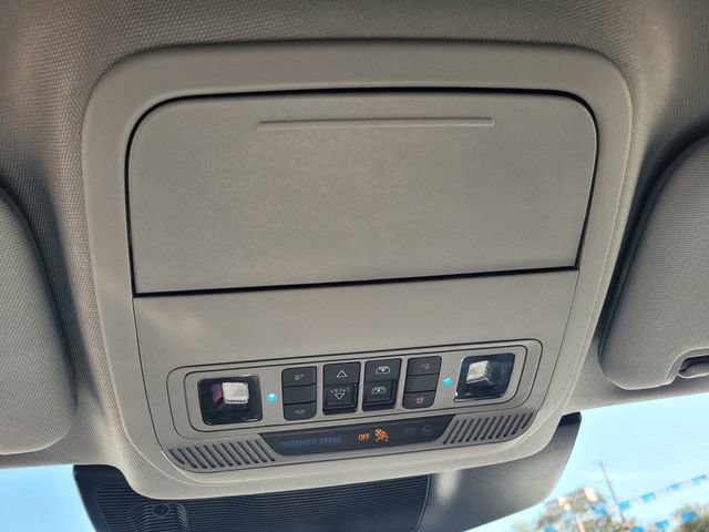 Certified 2022 Ford Explorer XLT w/ Equipment Group 202A image 22