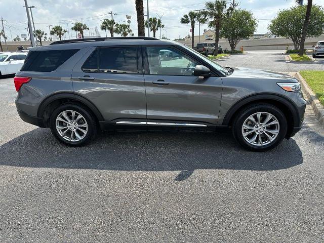 Certified 2022 Ford Explorer XLT w/ Equipment Group 202A image 7