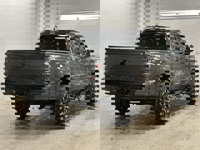 Used 2020 Toyota Tacoma TRD Sport image 32