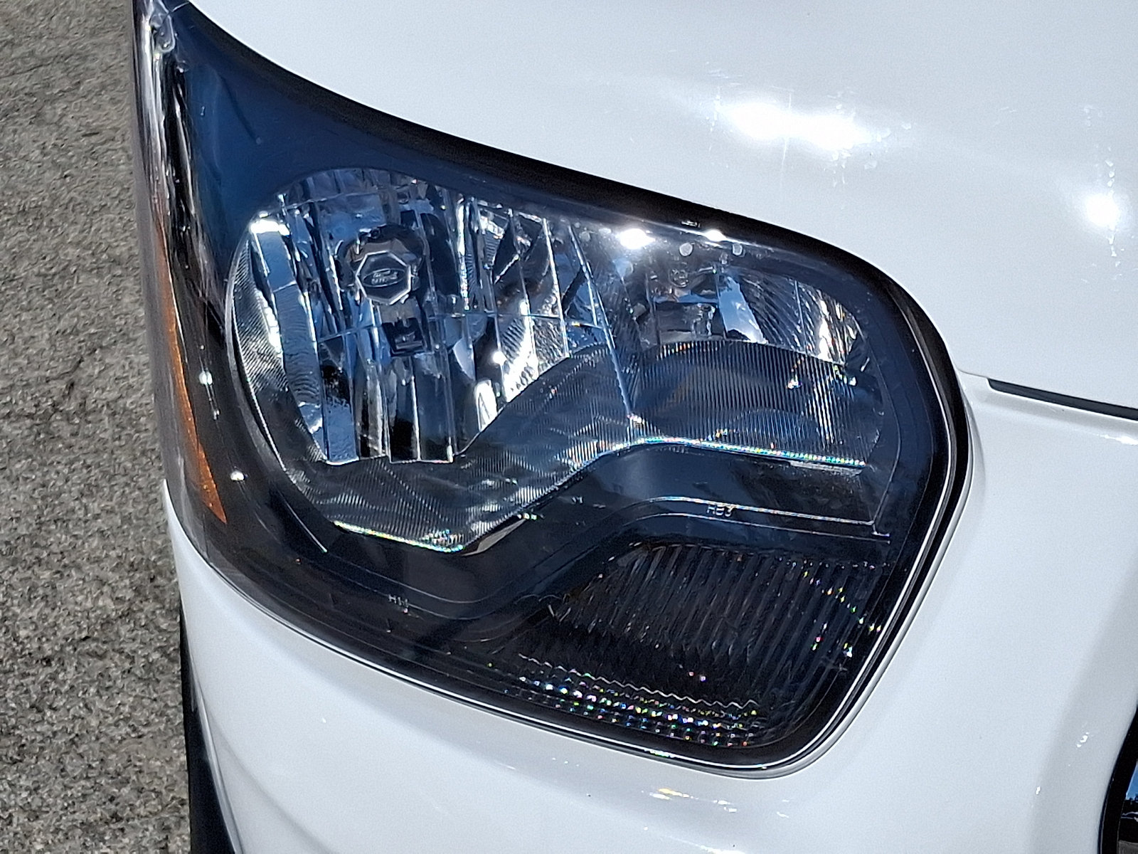 Certified 2025 Ford Transit 250 Low Roof w/ Exterior Upgrade Package RWD image 12