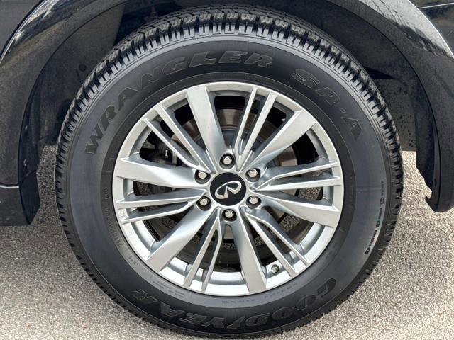 Used 2019 INFINITI QX80 Luxe image 9