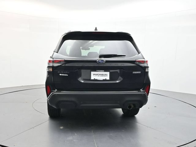 Used 2025 Subaru Forester Touring w/ Popular Package - Touring AWD/4WD image 6