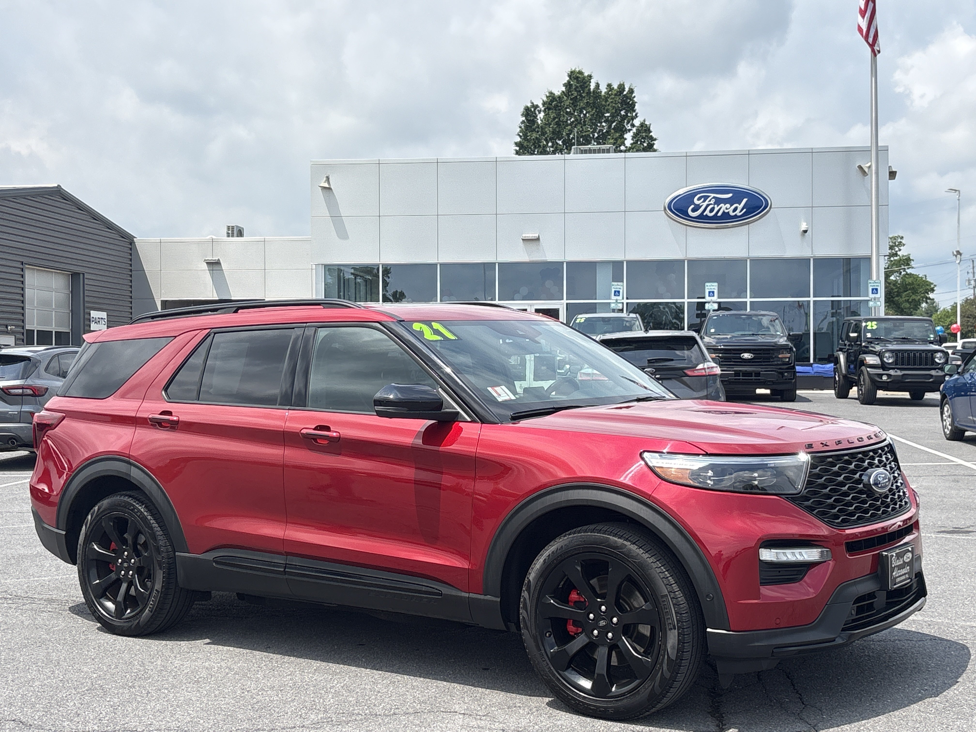 Certified 2021 Ford Explorer ST w/ Equipment Group 401A AWD/4WD image 1
