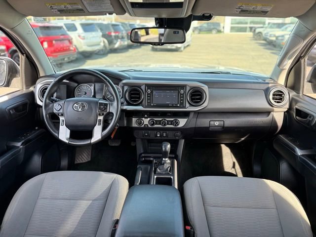 Used 2018 Toyota Tacoma SR5 image 12