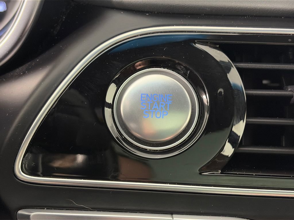 Used 2021 Genesis G70 3.3T w/ Prestige Package AWD/4WD image 23