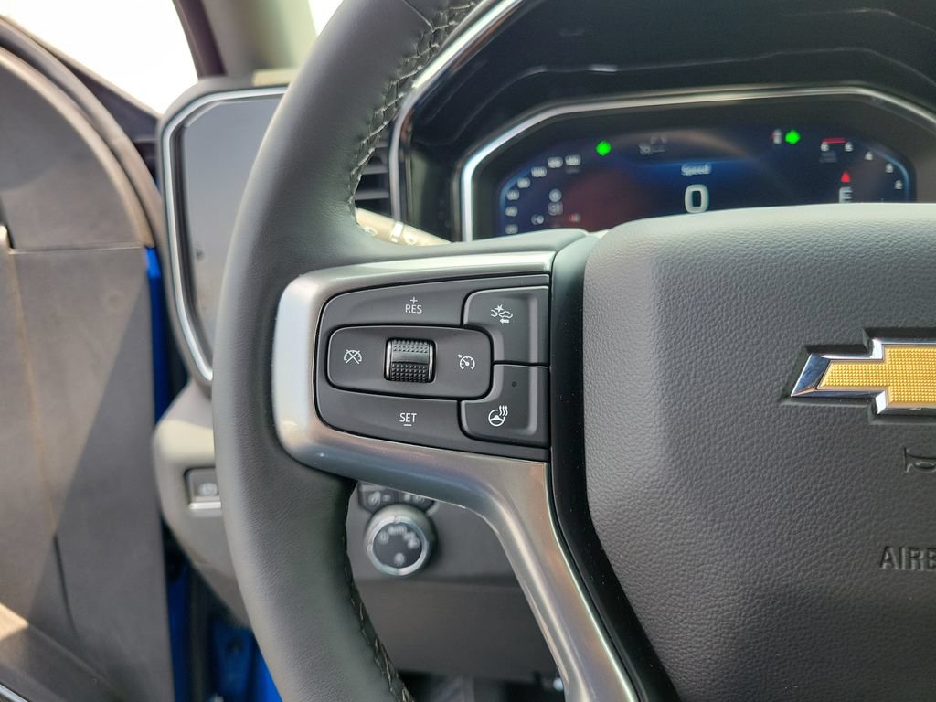 Used 2023 Chevrolet Silverado 1500 LT AWD/4WD image 24