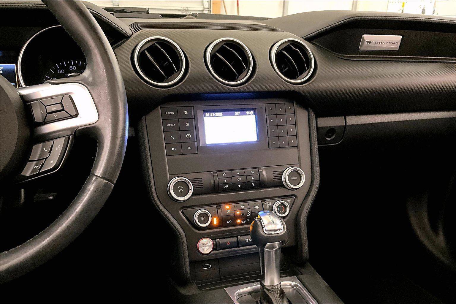 Certified 2019 Ford Mustang Convertible image 8