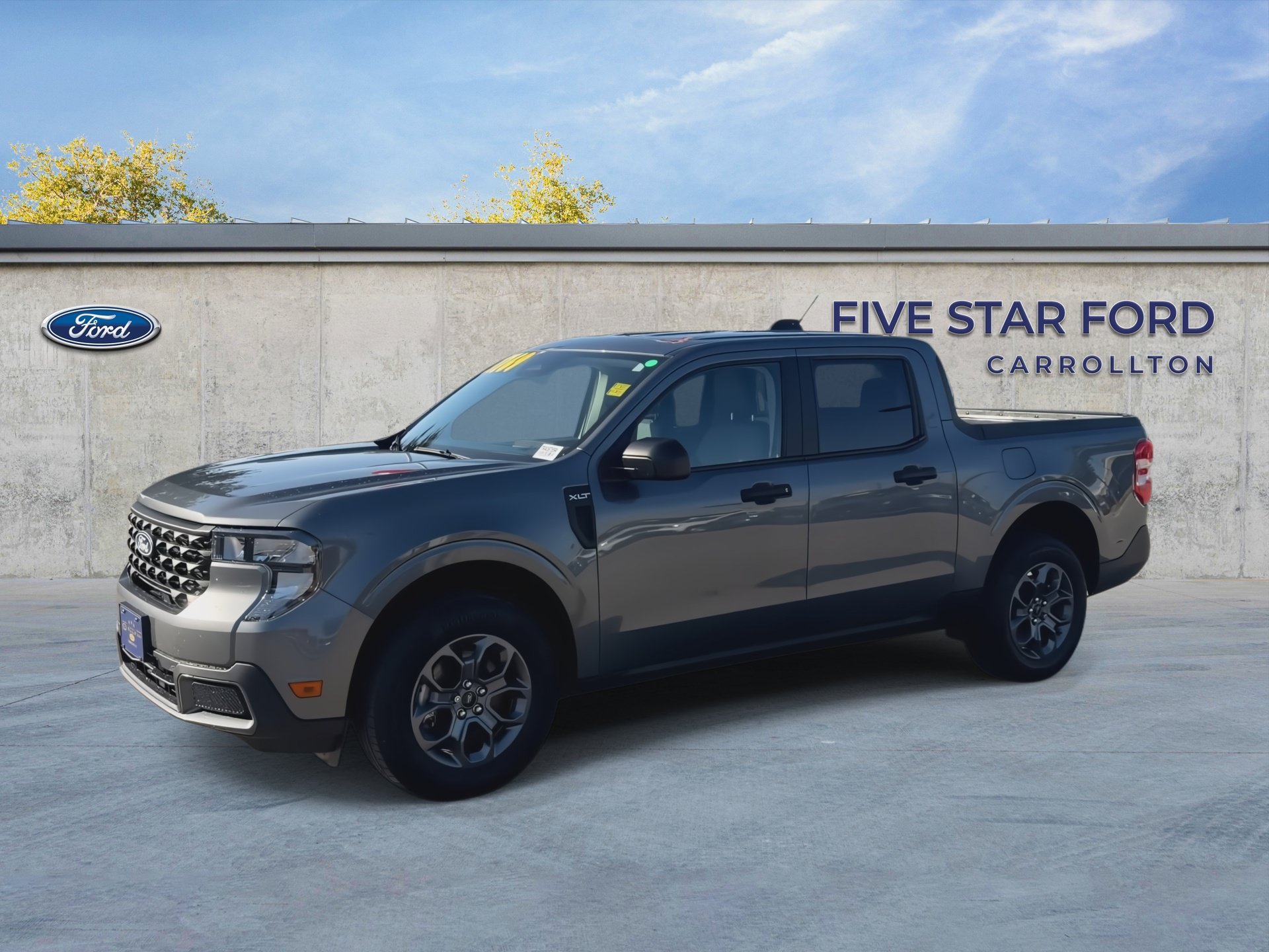 Certified 2025 Ford Maverick XLT w/ Equipment Group 302A AWD/4WD image 4