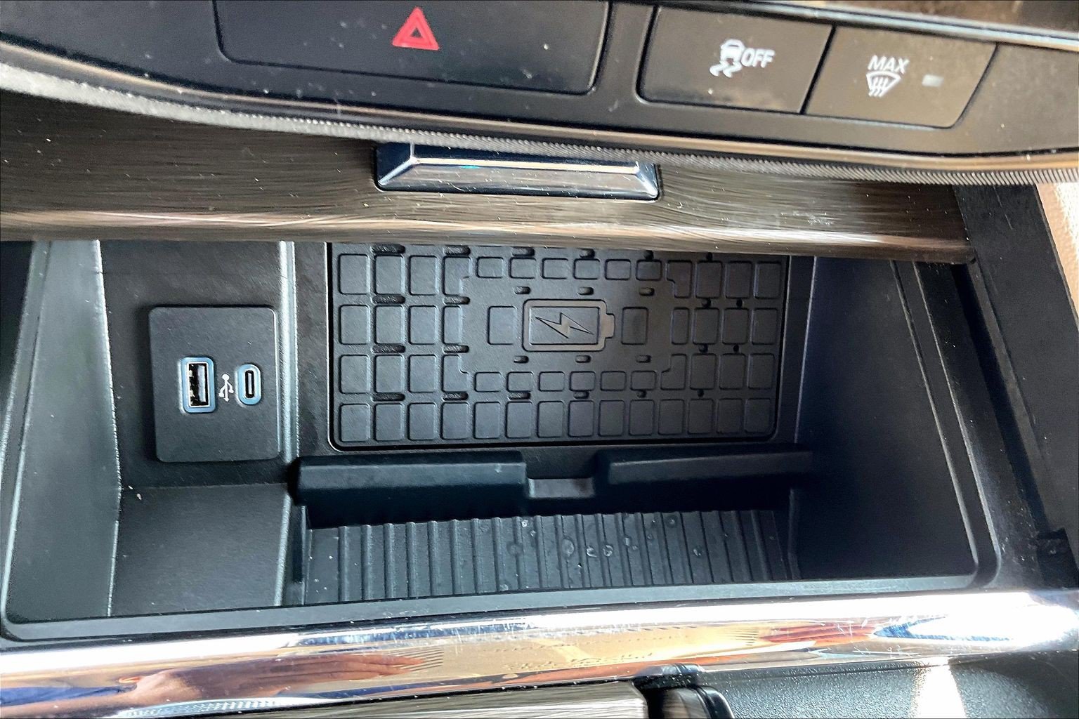 Certified 2023 Ford Expedition Limited AWD/4WD image 32
