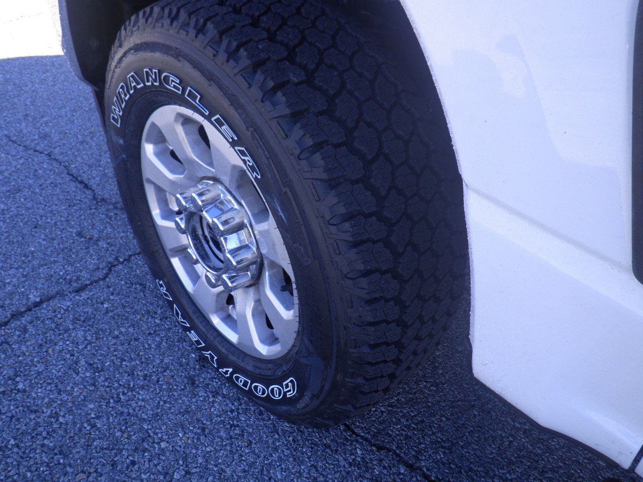 Certified 2024 Ford F250 XLT image 13