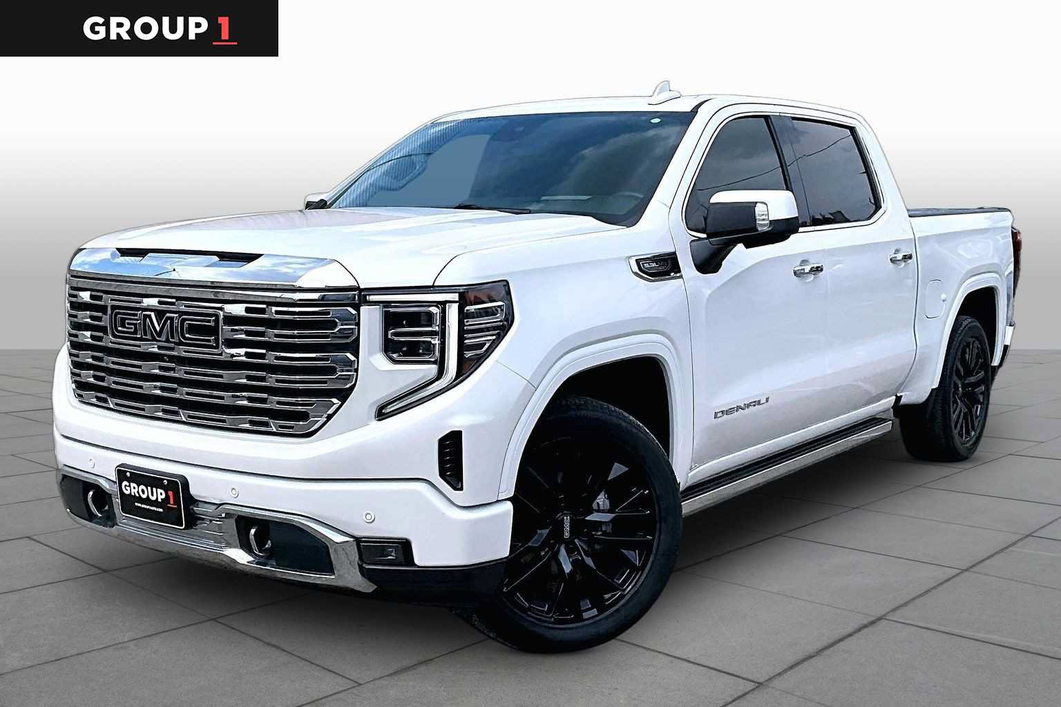 Used 2022 GMC Sierra 1500 Denali w/ Denali Reserve Package AWD/4WD image 1