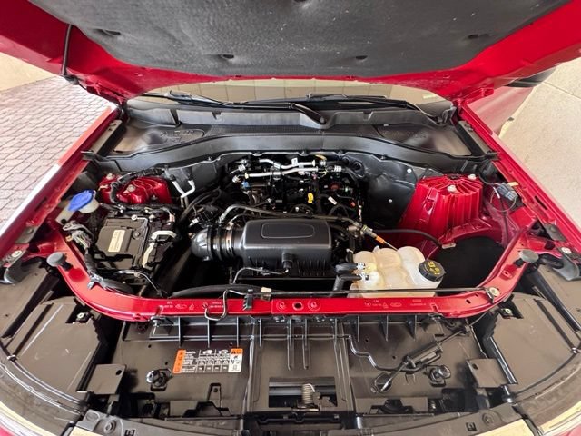 Certified 2024 Ford Explorer XLT RWD image 22