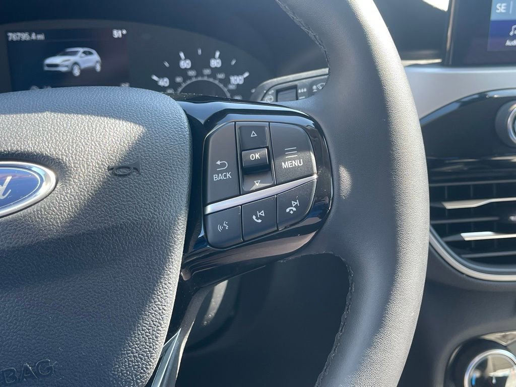 Certified 2022 Ford Escape SE w/ SE Sport Appearance Package image 31