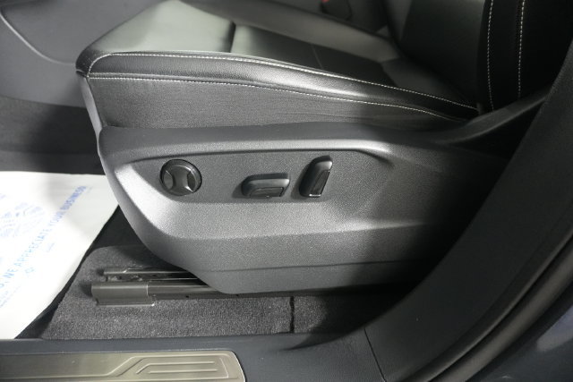 Used 2022 Volkswagen Atlas SE FWD image 21
