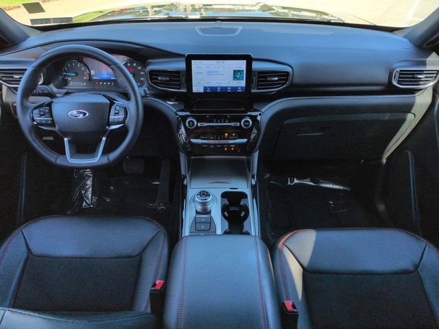 Certified 2023 Ford Explorer ST-Line w/ Class IV Trailer Tow Package image 15