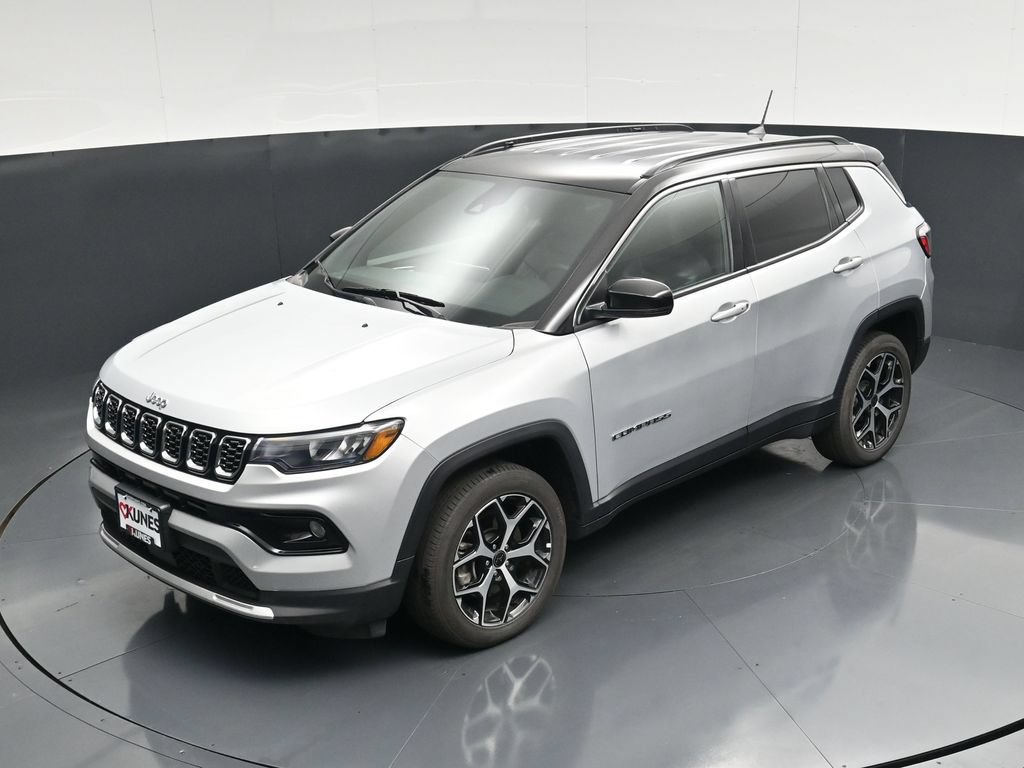 Used 2025 Jeep Compass Limited AWD/4WD image 49