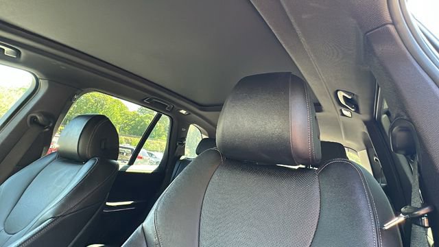 Used 2021 BMW X5 sDrive40i w/ M Sport Package RWD image 30