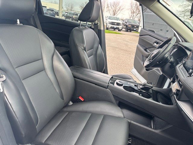 Used 2024 Nissan Rogue SV w/ SV Premium Package AWD/4WD image 37