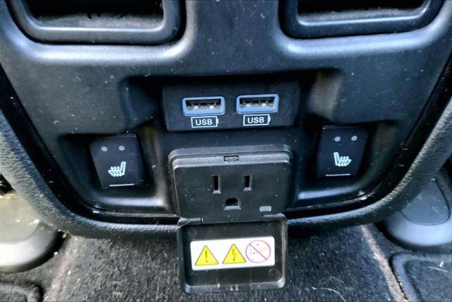 Used 2021 Dodge Durango R/T w/ Blacktop Package image 31