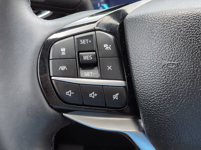 Certified 2023 Ford Explorer Platinum w/ Technology Package AWD/4WD image 33