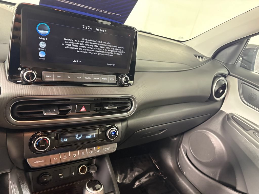 Used 2023 Hyundai Kona SEL w/ Convenience Package AWD/4WD image 18