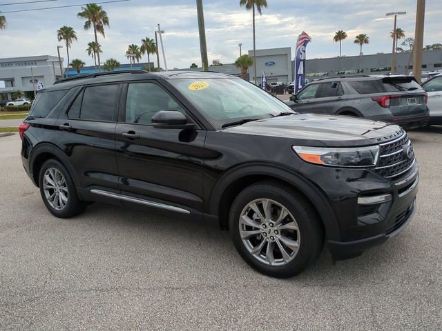 Certified 2023 Ford Explorer XLT w/ Equipment Group 202A RWD image 2