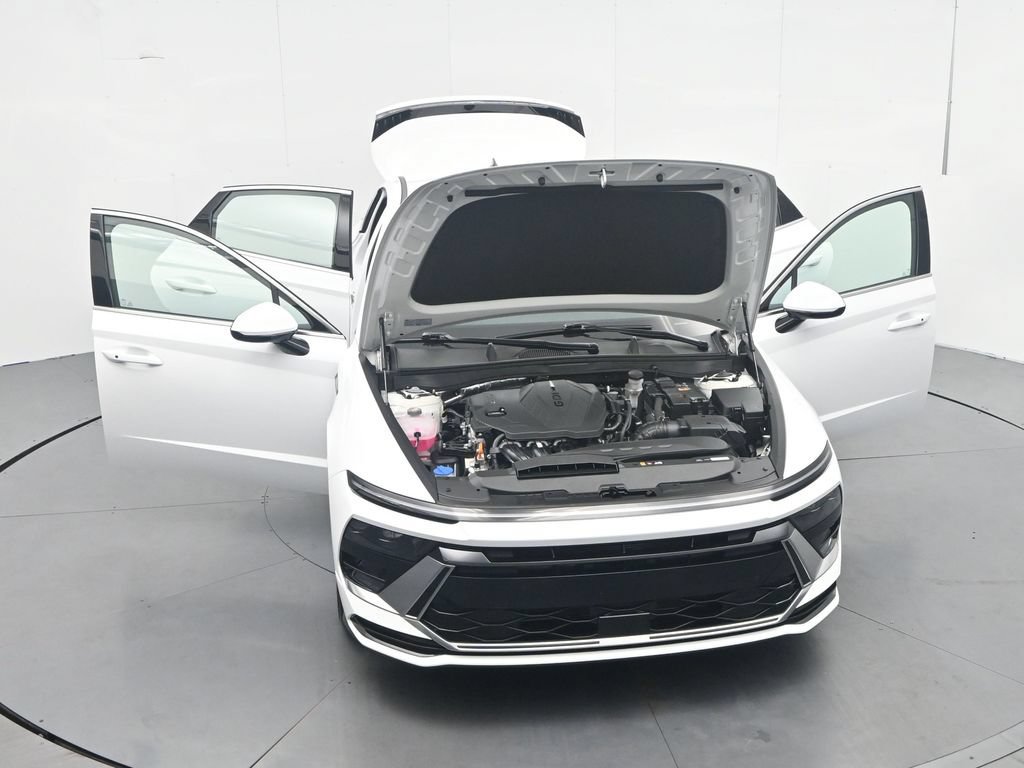 Used 2025 Hyundai Sonata SEL FWD image 54