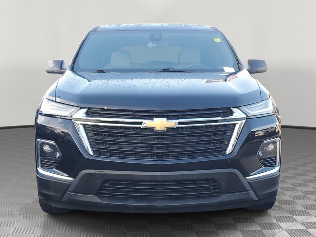 Used 2023 Chevrolet Traverse LS image 6