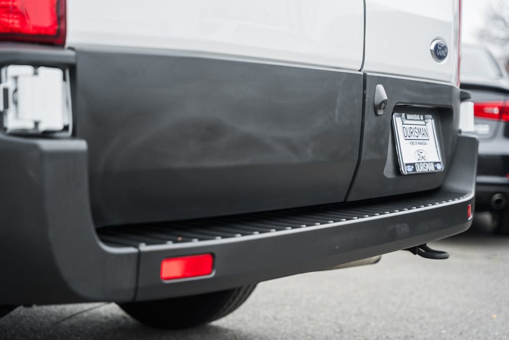 Certified 2023 Ford Transit 250 Low Roof w/ Exterior Upgrade Package image 7