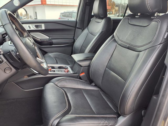 Certified 2022 Ford Explorer ST w/ Equipment Group 401A image 5