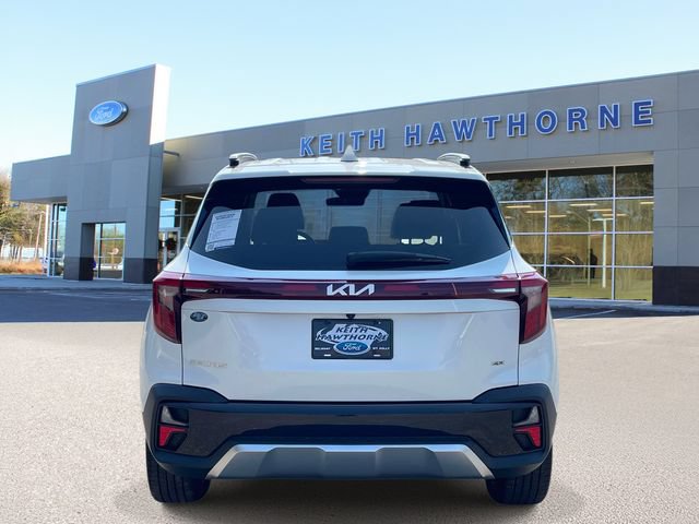Used 2024 Kia Seltos SX w/ SX Sunroof Package AWD/4WD image 5