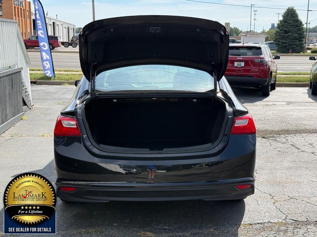 Used 2024 Chevrolet Malibu LT FWD image 19