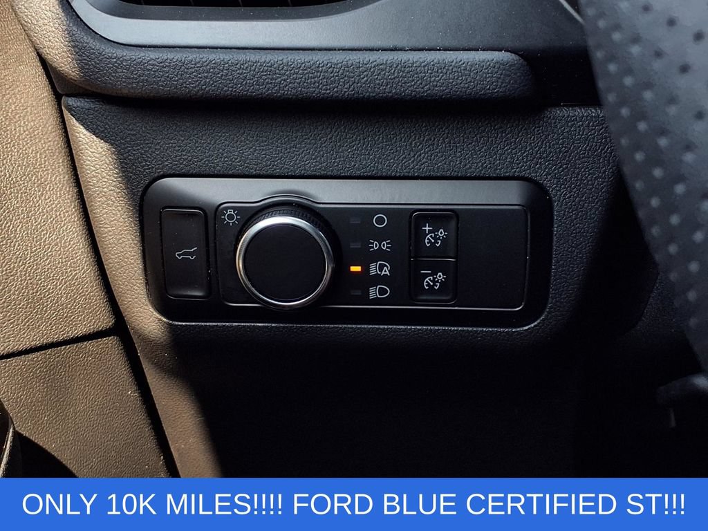 Certified 2024 Ford Escape ST-Line w/ Tech Pack #1 AWD/4WD image 19