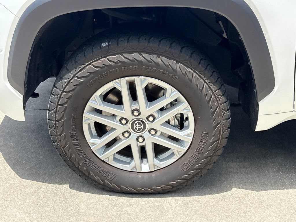 Used 2024 Toyota Tundra SR5 w/ SR5 Convenience Package AWD/4WD image 11