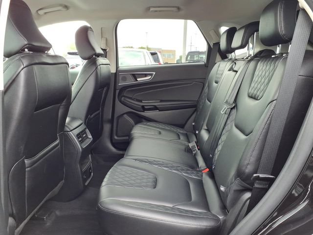 Certified 2024 Ford Edge Titanium AWD/4WD image 11