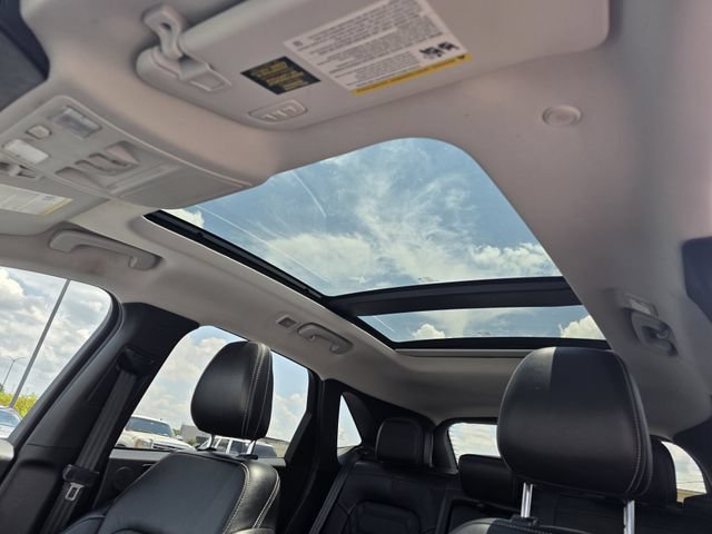Certified 2023 Ford Escape Platinum w/ Premium Technology Package AWD/4WD image 19